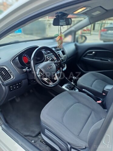 Kia Rio 2012, 250,000 km - 1.4 л - Bakı