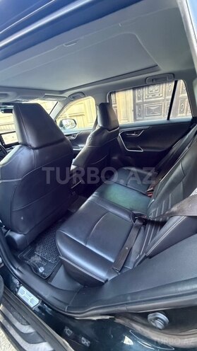 Toyota RAV4-7