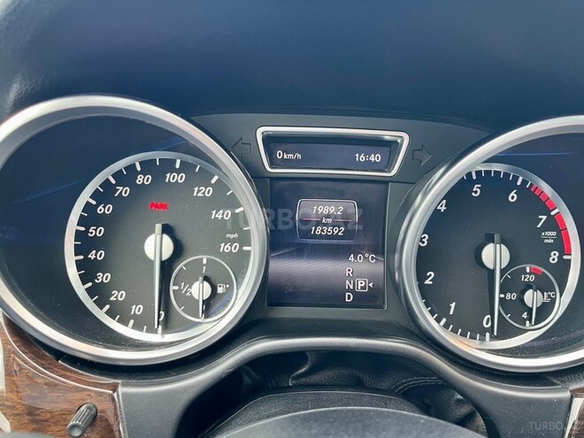 Mercedes ML 350 4MATIC 2014, 182,000 km - 3.5 л - Bakı