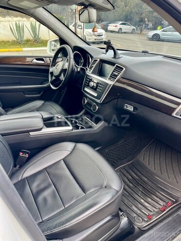 Mercedes ML 350 4MATIC 2014, 182,000 km - 3.5 л - Bakı