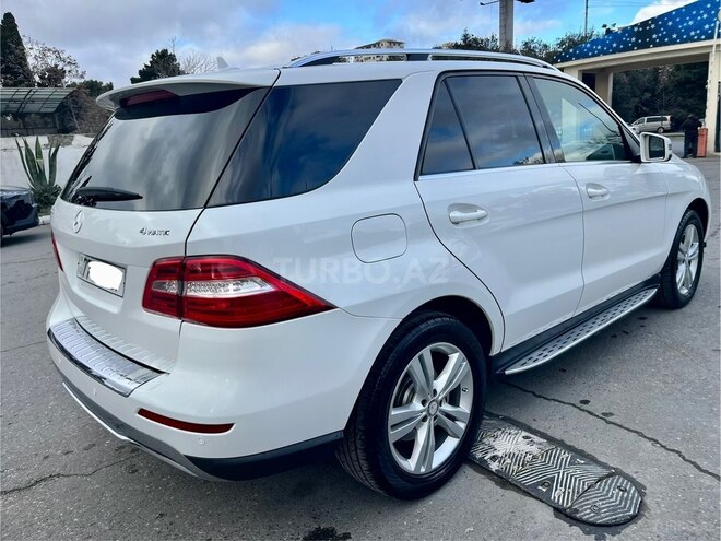 Mercedes ML 350 4MATIC 2014, 182,000 km - 3.5 л - Bakı