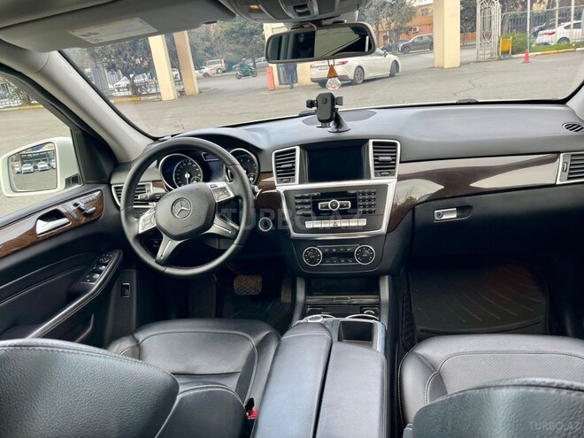 Mercedes ML 350 4MATIC 2014, 182,000 km - 3.5 л - Bakı