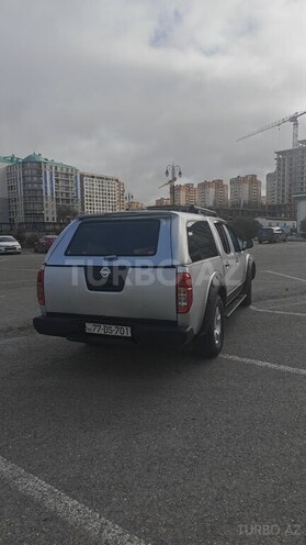 Nissan Navara-10