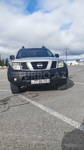 Nissan Navara-11