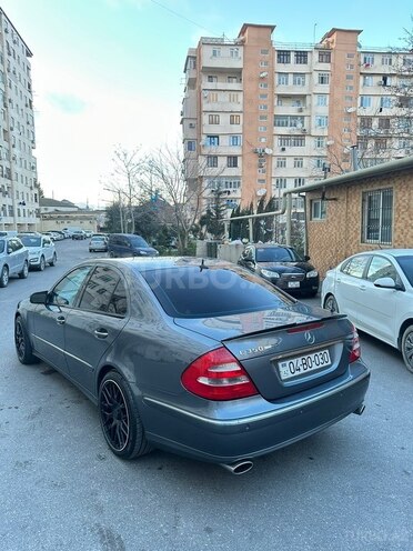 Mercedes E 350 2006, 282,000 km - 3.5 l - Bakı