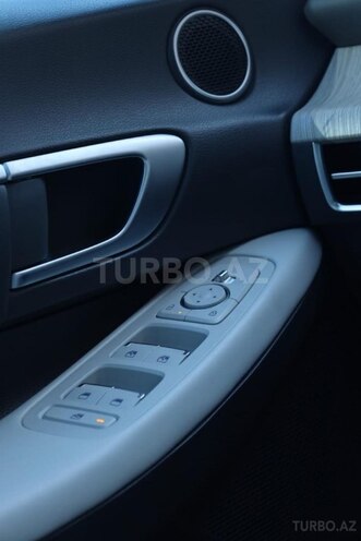 Hyundai Sonata 2024, 11,000 km - 2.0 л - Bakı