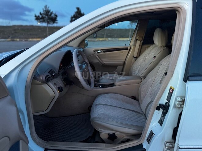 Mercedes C 240 2003, 368,000 km - 2.6 l - Bakı