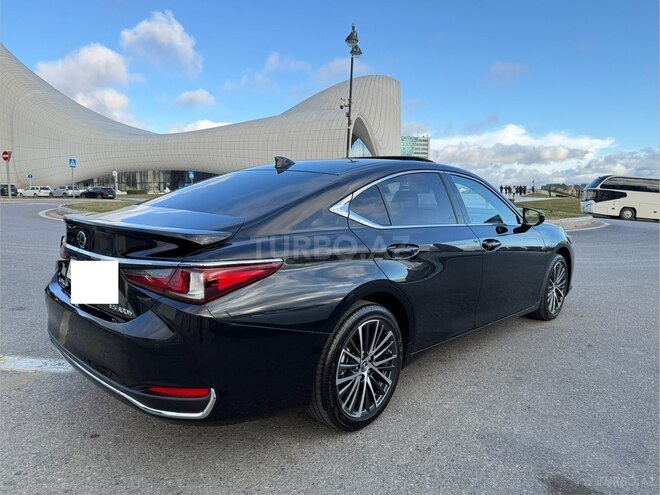 Lexus ES 300h 2024, 10,700 km - 2.5 l - Bakı