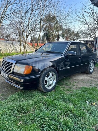 Mercedes E 200 1993, 200,000 km - 2.0 l - Lənkəran