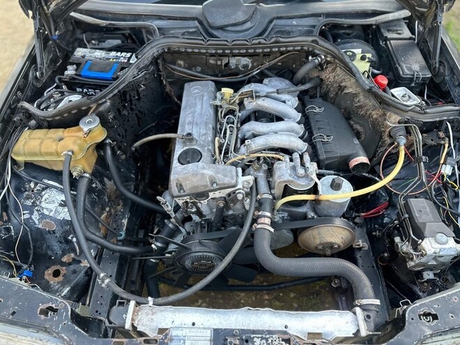 Mercedes E 200 1993, 200,000 km - 2.0 l - Lənkəran