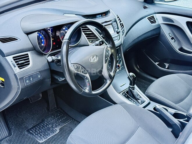Hyundai Elantra 2015, 104,000 km - 1.8 л - Bakı