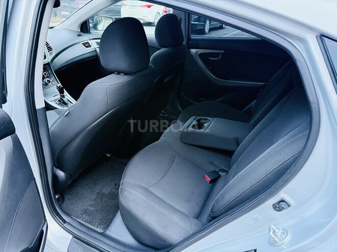 Hyundai Elantra 2015, 104,000 km - 1.8 л - Bakı