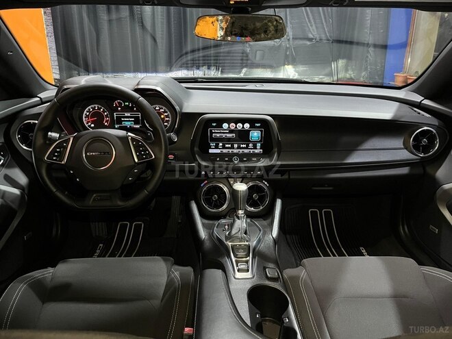 Chevrolet Camaro-10