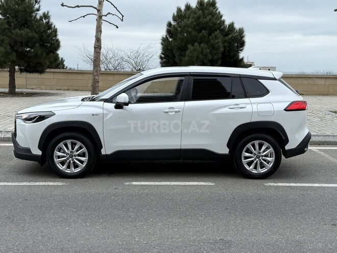 Toyota Corolla Cross 2025, 16,000 km - 2.0 l - Bakı