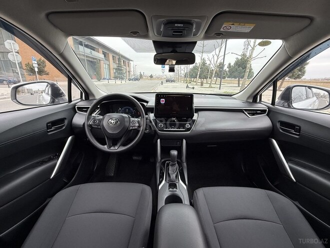 Toyota Corolla Cross 2025, 16,000 km - 2.0 l - Bakı