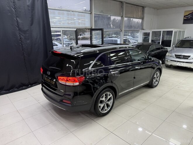 Kia Sorento-9