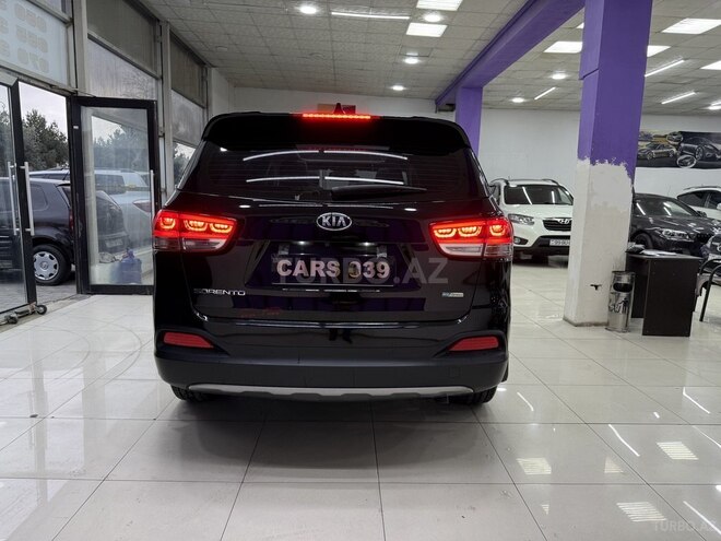 Kia Sorento-17
