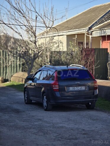 Kia  2008, 282,176 km - 1.6 l - Bakı