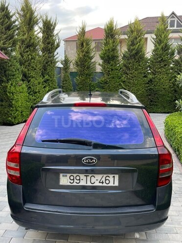 Kia  2008, 282,176 km - 1.6 l - Bakı