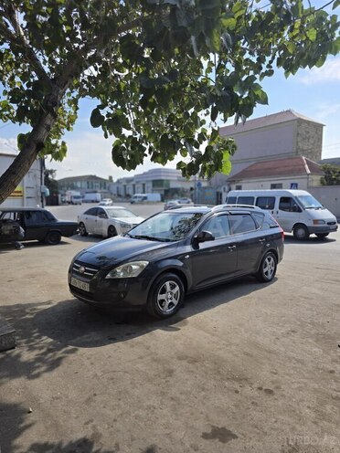 Kia  2008, 282,176 km - 1.6 l - Bakı
