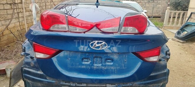 Hyundai Elantra-20