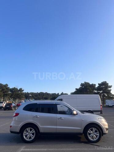 Hyundai Santa Fe-3