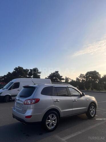 Hyundai Santa Fe-4