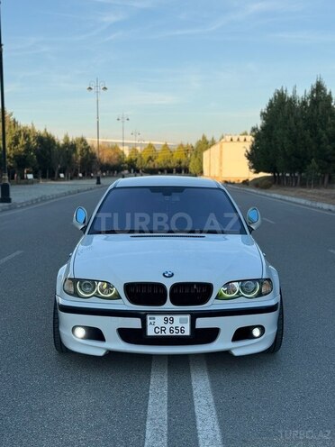 BMW 320-1