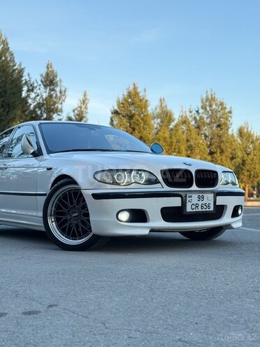 BMW 320-2