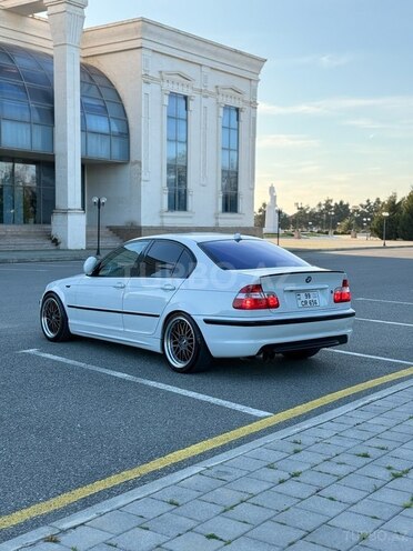 BMW 320-5