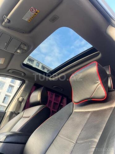 Hyundai Santa Fe-15