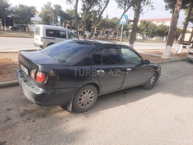 Nissan Primera-5