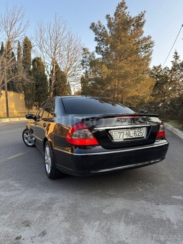 Mercedes E 220-3