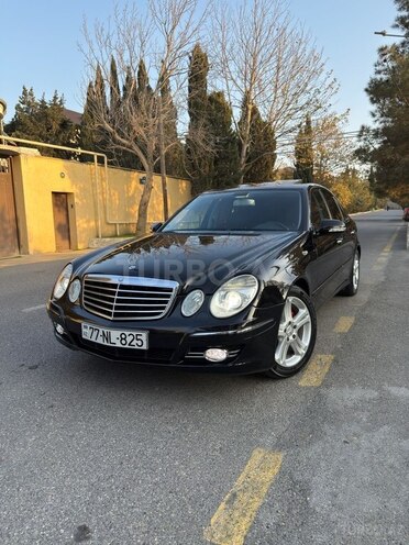 Mercedes E 220-1