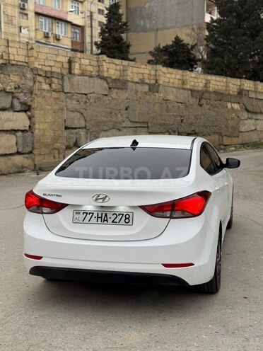 Hyundai Elantra 2015, 310,000 km - 1.6 l - Bakı