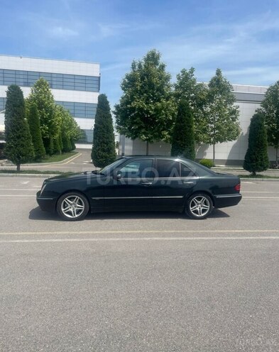 Mercedes E 320 2000, 305,000 km - 3.2 l - Bakı