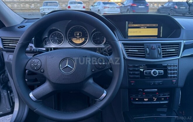 Mercedes E 250 2012, 252,000 km - 1.8 l - Bakı