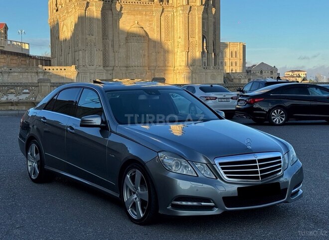 Mercedes E 250 2012, 252,000 km - 1.8 l - Bakı