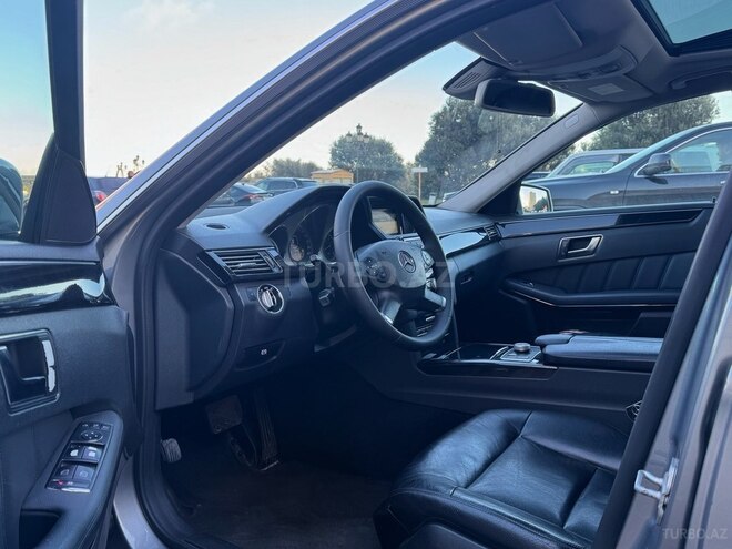 Mercedes E 250 2012, 252,000 km - 1.8 l - Bakı