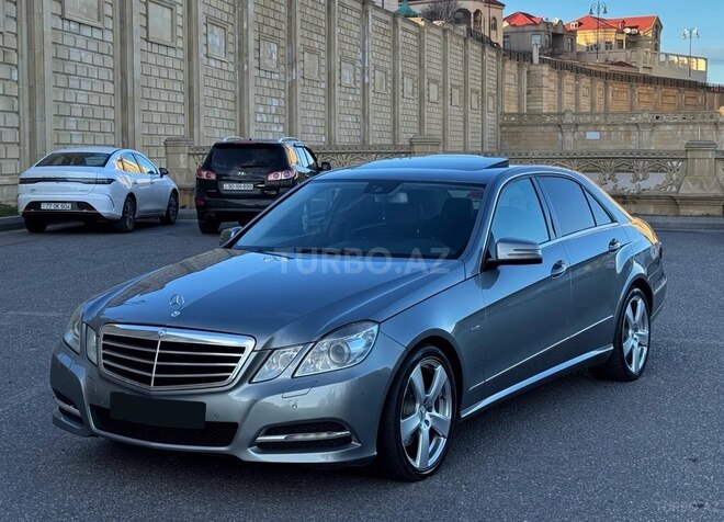 Mercedes E 250 2012, 252,000 km - 1.8 l - Bakı
