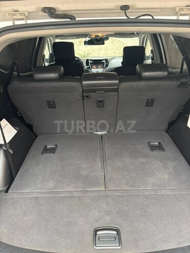 Hyundai Santa Fe-21