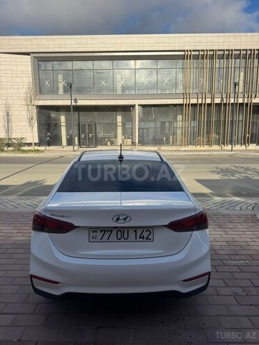 Hyundai Accent 2021, 118,000 km - 1.6 l - Bakı