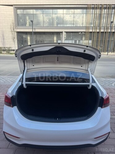 Hyundai Accent 2021, 118,000 km - 1.6 l - Bakı