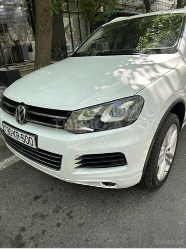 Volkswagen Touareg-8
