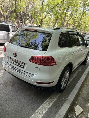 Volkswagen Touareg-10