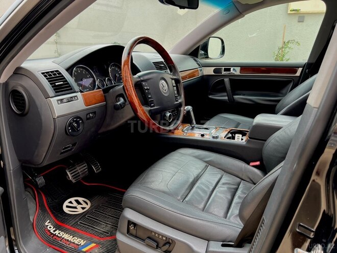 Volkswagen Touareg-7