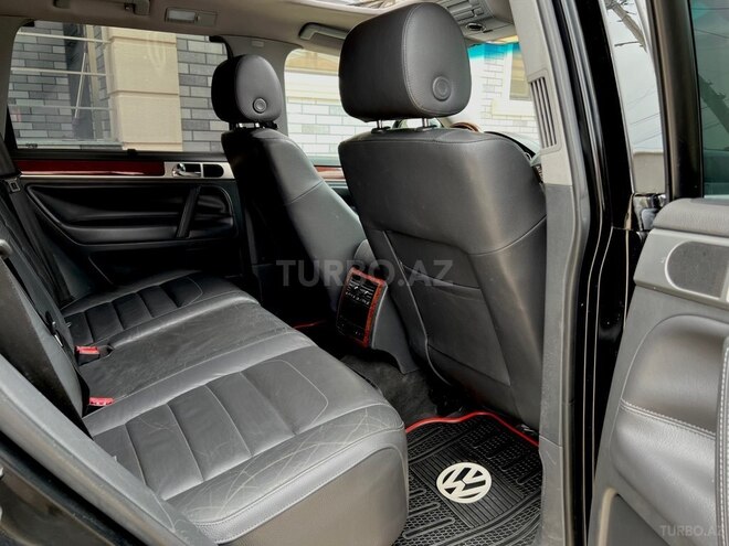 Volkswagen Touareg-10