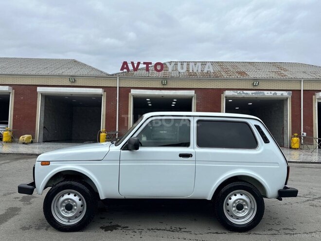 LADA (VAZ) Niva-3