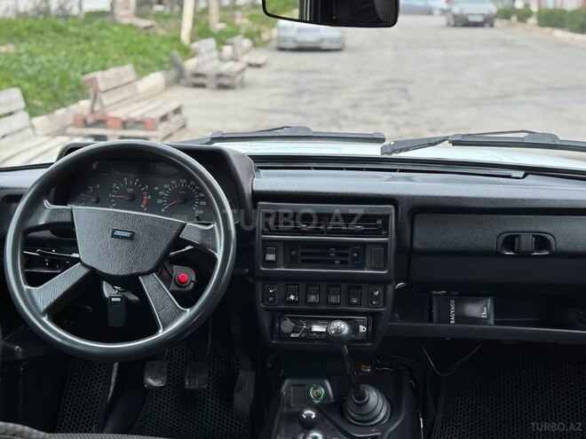 LADA (VAZ) Niva-5