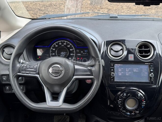 Nissan Note-15